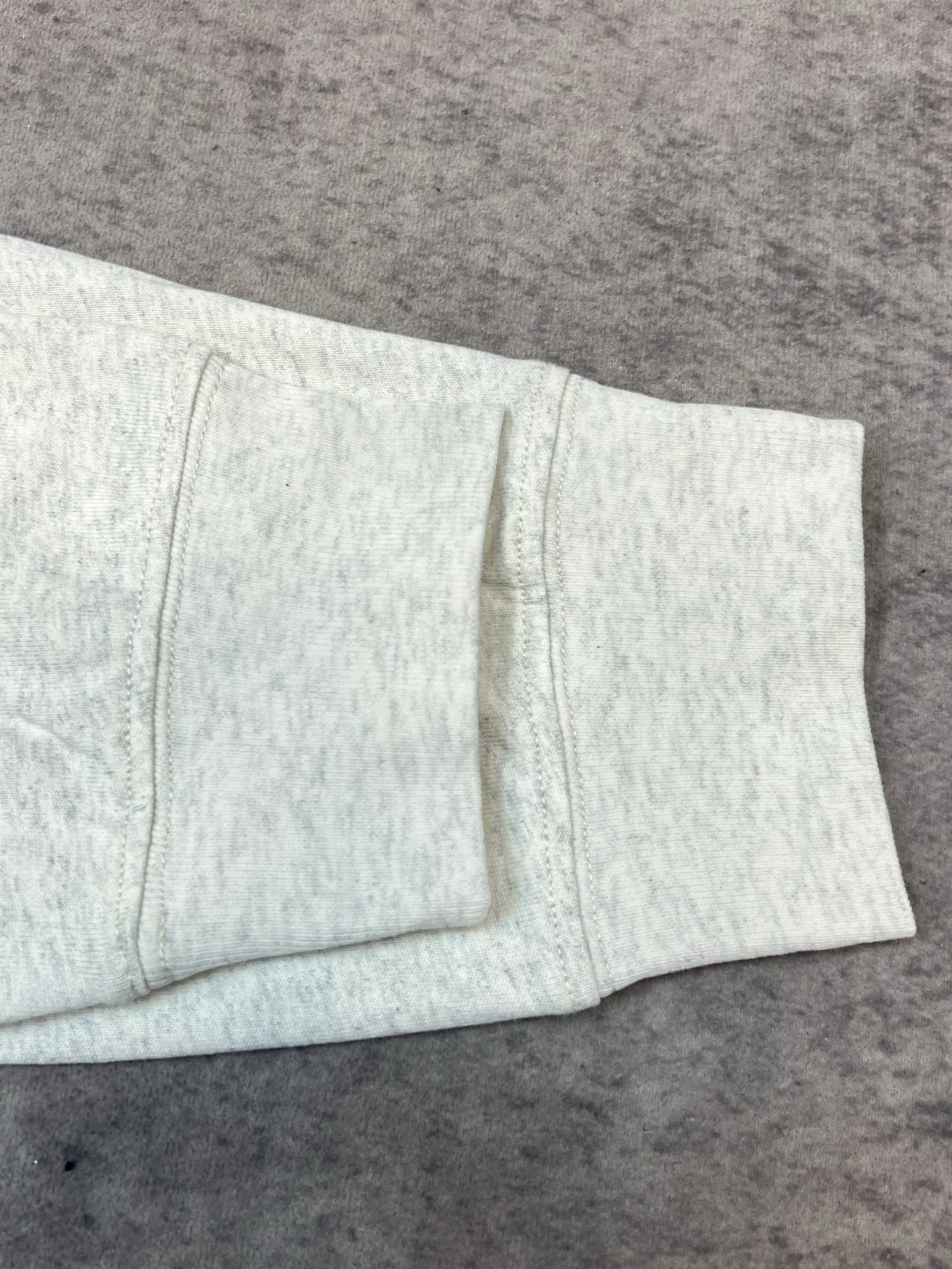 Quality 5604 2025 Classic LOGO tee 。 jia ， Classic LOGO ， ， 。 100% ， 。